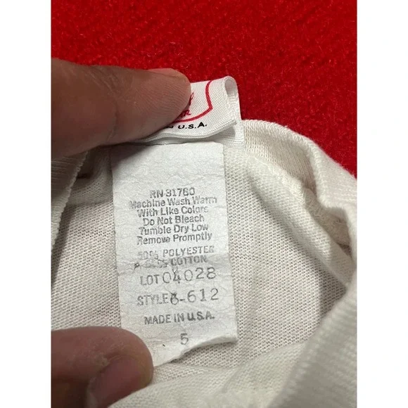 Kids Disney Winnie the Pooh Eeyore Honey Bees T Shirt White Size 5 Made in USA - Picture 5 of 8